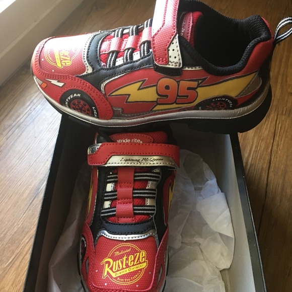 Stride Rite Shoes - Cars Lightning McQueen shoes Stride Rite 13 lights